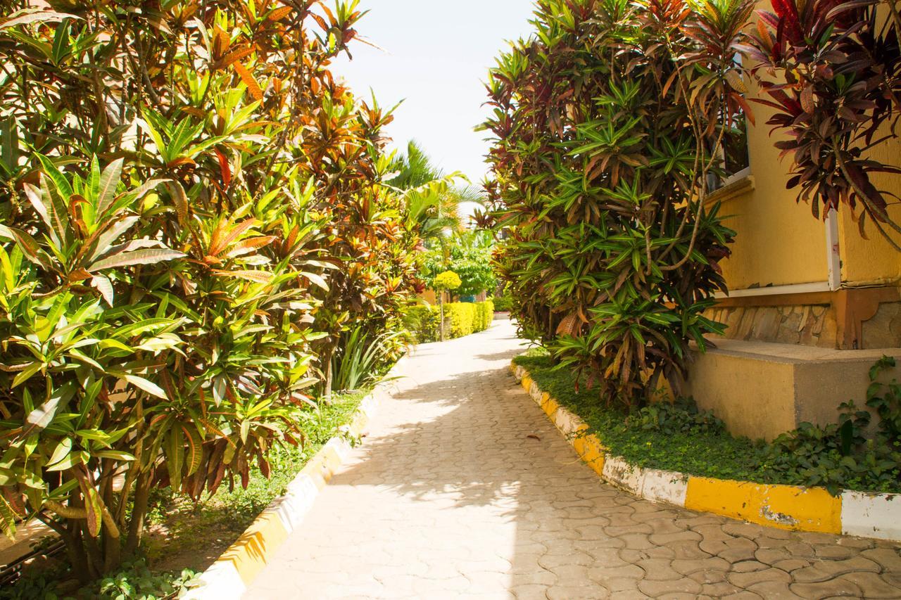 Desert Breeze Hotel Arua Buitenkant foto